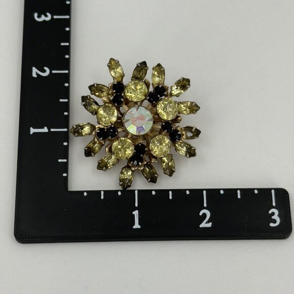 Vtg Gold Tone Yellow Black Aurora Borealis Brooch Pin Sedge UV Reactive Uranium - Picture 8 of 14